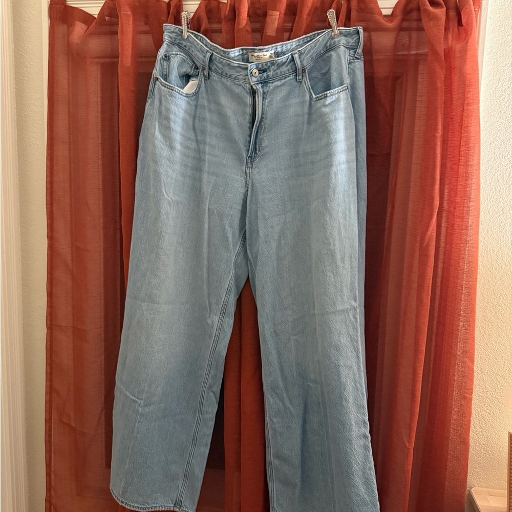 Abercrombie & Fitch Wide Leg High Rise 34/18 LONG (Curve Love)